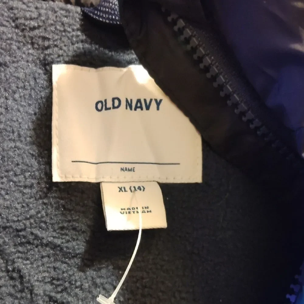 Old Navy Gray and Blue Polka Dot Vest (107)